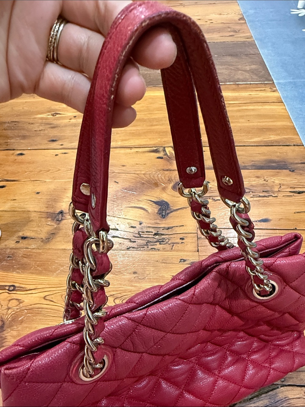 Kate Spade New York Gold Coast Maryanne Quilter Tote with Chain-Link Handles - Picture 11 of 16